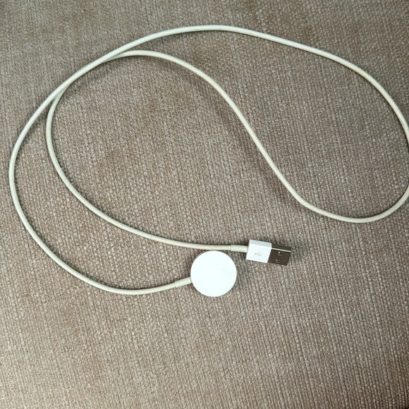 Apple series 3 gps+ cellar watch authentic - Picture 7 of 8